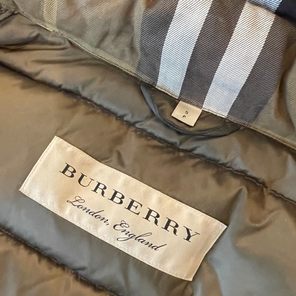 Burberry Khaki Hooded Women Jacket - Picture 8 of 12